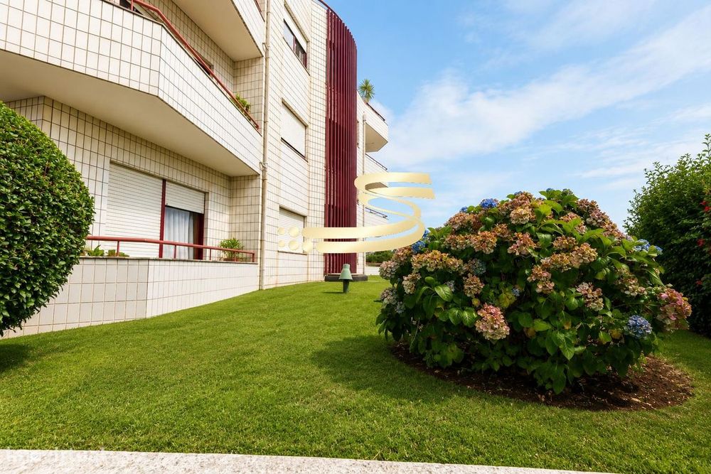 Apartamento T1 em São Felix Da Marinha