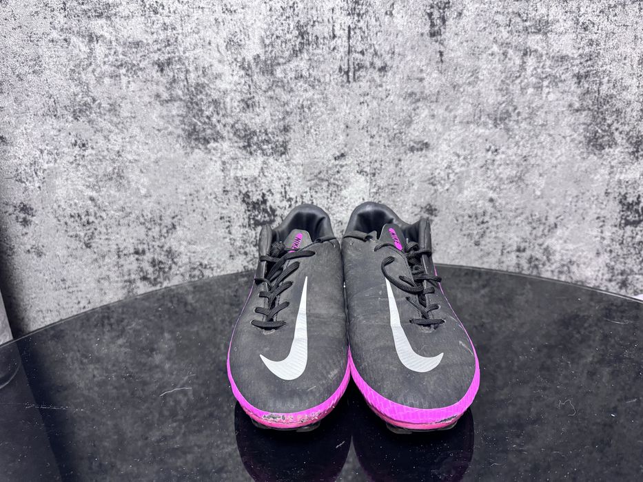Футбольные бутсы Nike Phantom GT Academy FG/MG