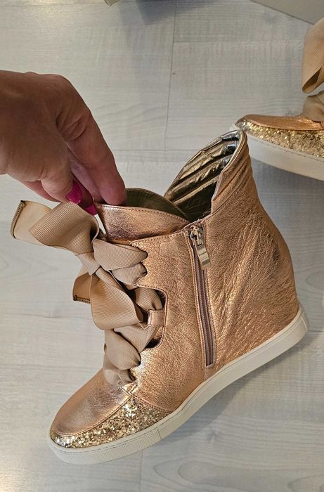 BALDOWSKI sneakersy złote koturna roz 40