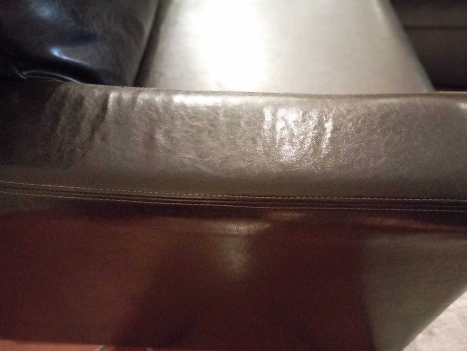 Sofá de canto preto em ótimas condições