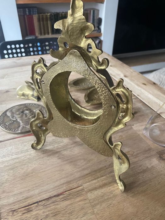 Mosiądz drobiazgi. likwidacja kolekcji