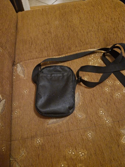 Sprzedam saszetke nike