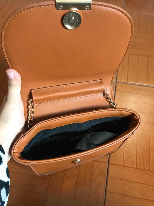 Mala tiracolo Lefties