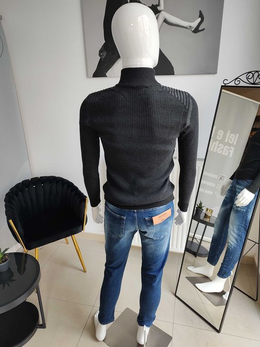 Sweter z wysoką stójką - antracytowy M