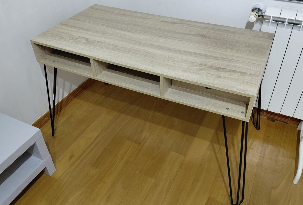 Secretaria em aglomerado de madeira