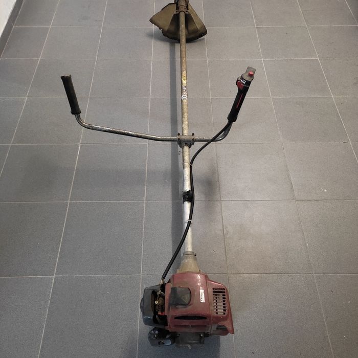 Roçadora Kawasaki EJ45e