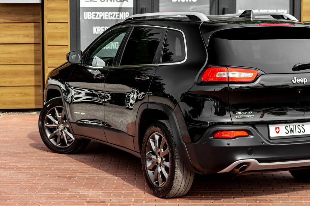 Jeep Cherokee 2,0 TD 4X4 Nawigacja Kamera Cofania Panorama Dach Podgrzewane Fotele