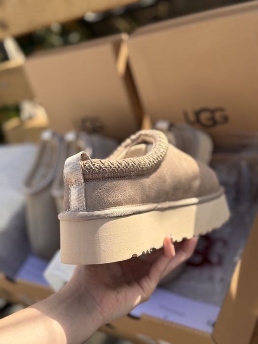 Уги ugg tasman темний беж