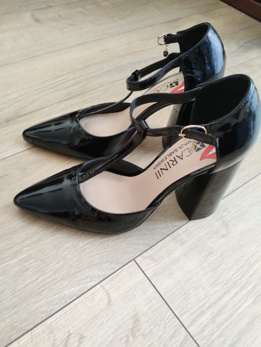 Eleganckie czarne buty
