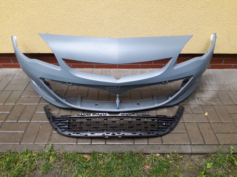 OPEL ASTRA J lift 2013 - zderzak przedni nowy idealny