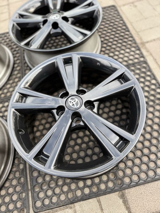 Диски оригінал Toyota rav4 highlander venza siena Lexus rx 5 114,3 r18