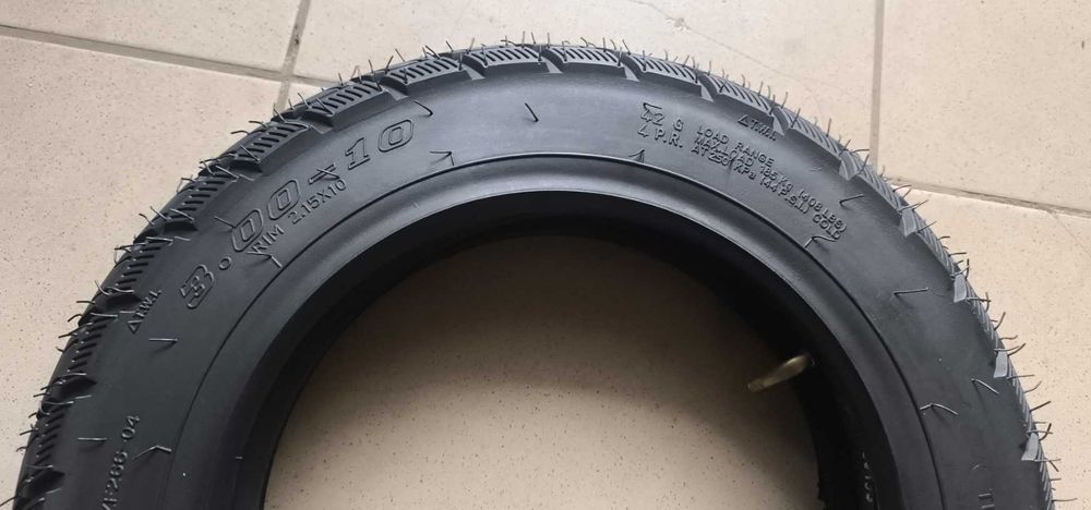 Шина 3.00-10 з камерою Тайвань дорожня на скутер Хонда дио