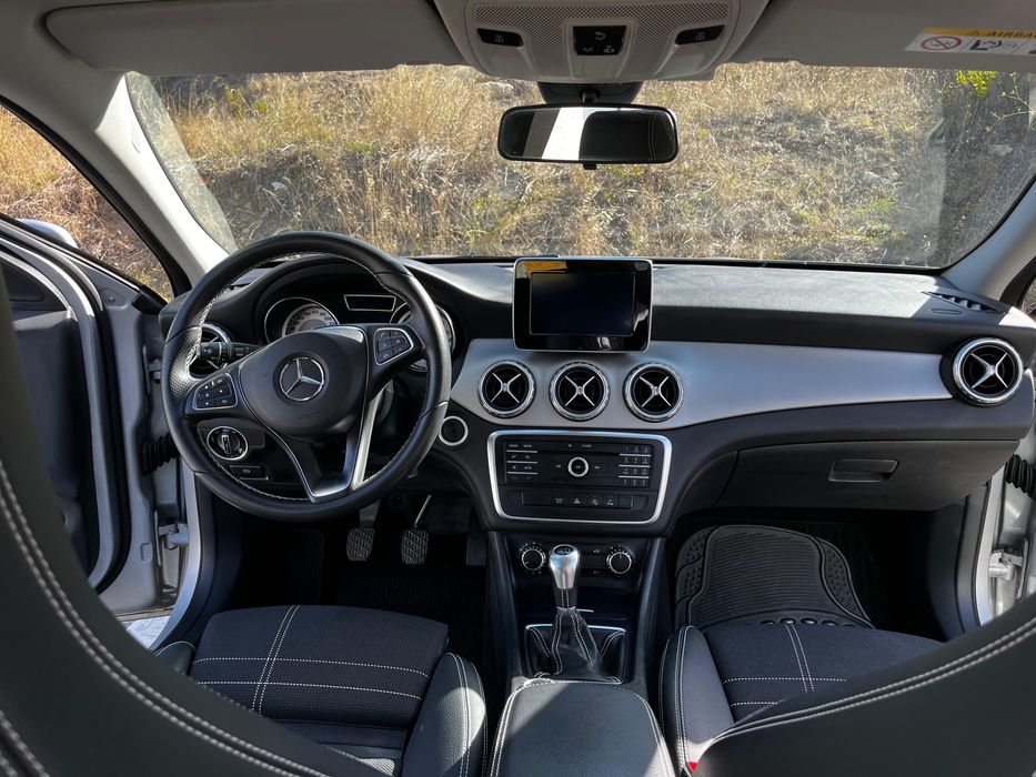 Mercedes GLA 180D Urban — photo 4