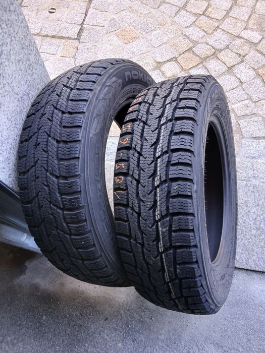 Pneus Novos 185/65R15 C Nokian