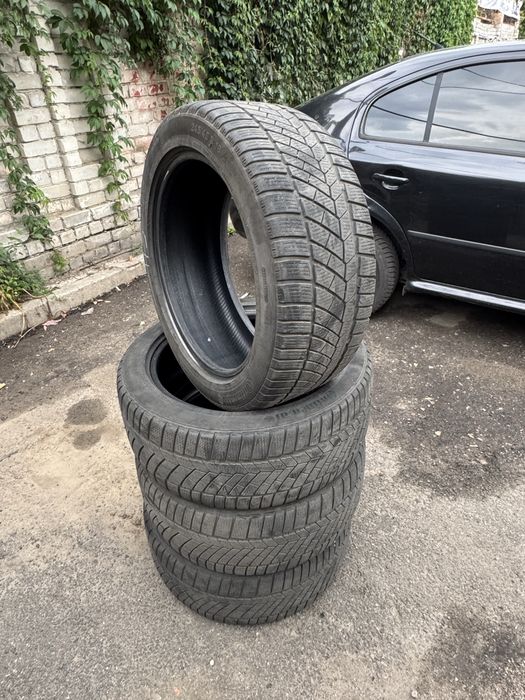 Резина, покрышки 245/45/R18 Continental, р18 колеса в очень хорошем состоянии! Зимняя резина