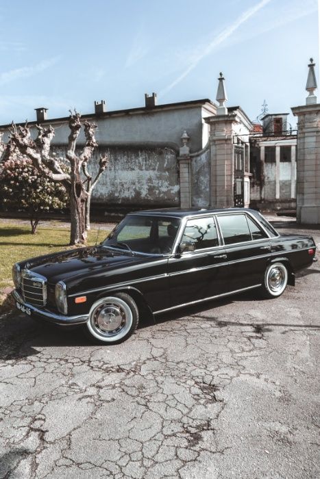 Aluguer de Carros classicos para Casamentos - Mercedes de 1975