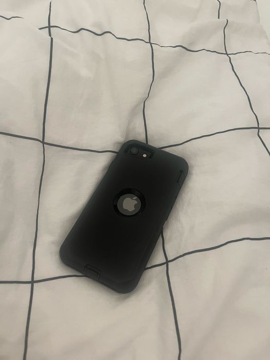 Iphone SE 2022 2 gen z nowa bateria i etui dwustronne otterbox