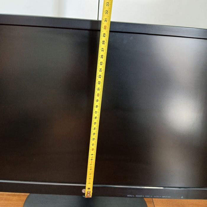Monitor LG Led 22M38A