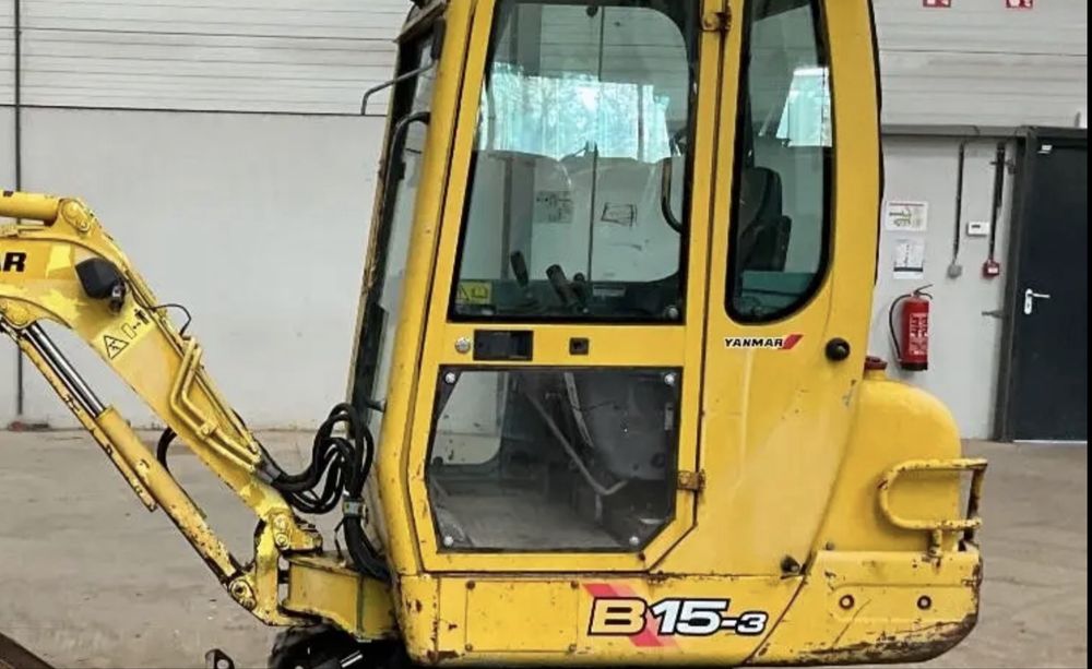 Mini giratoria yanmar