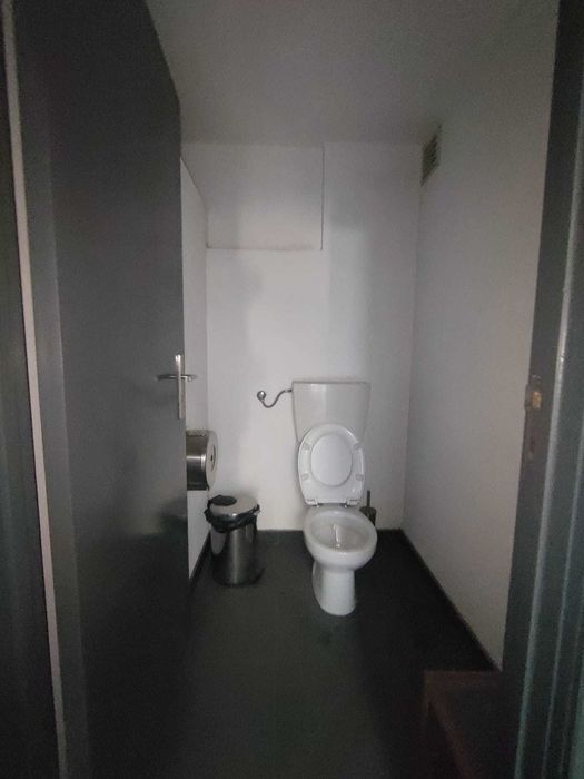 Arrendamento de Armazém – 275 m² – Parque Industrial