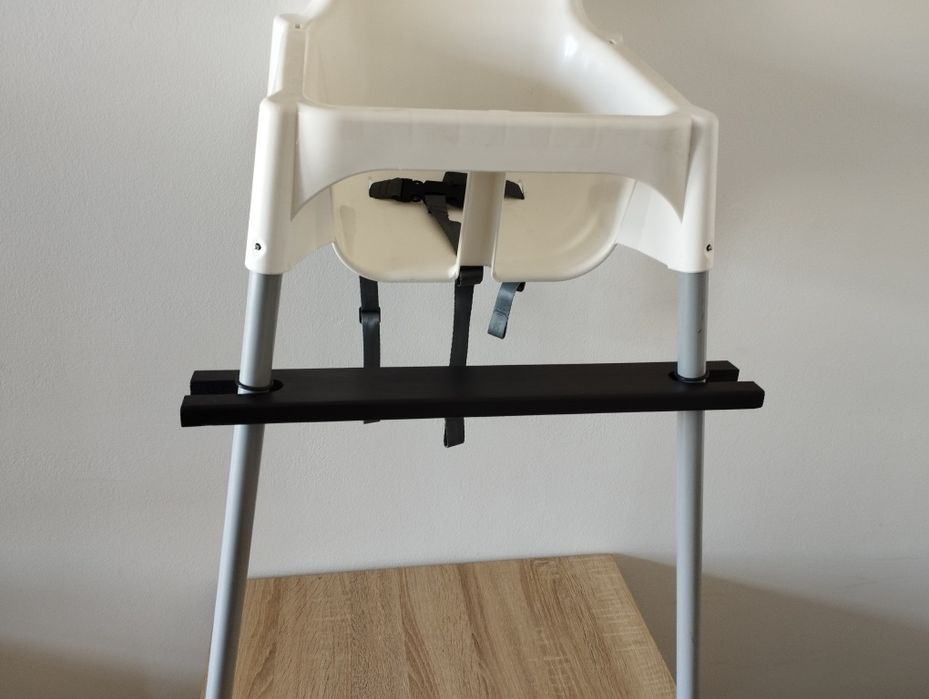 Base pousa pés para cadeira papa bebe