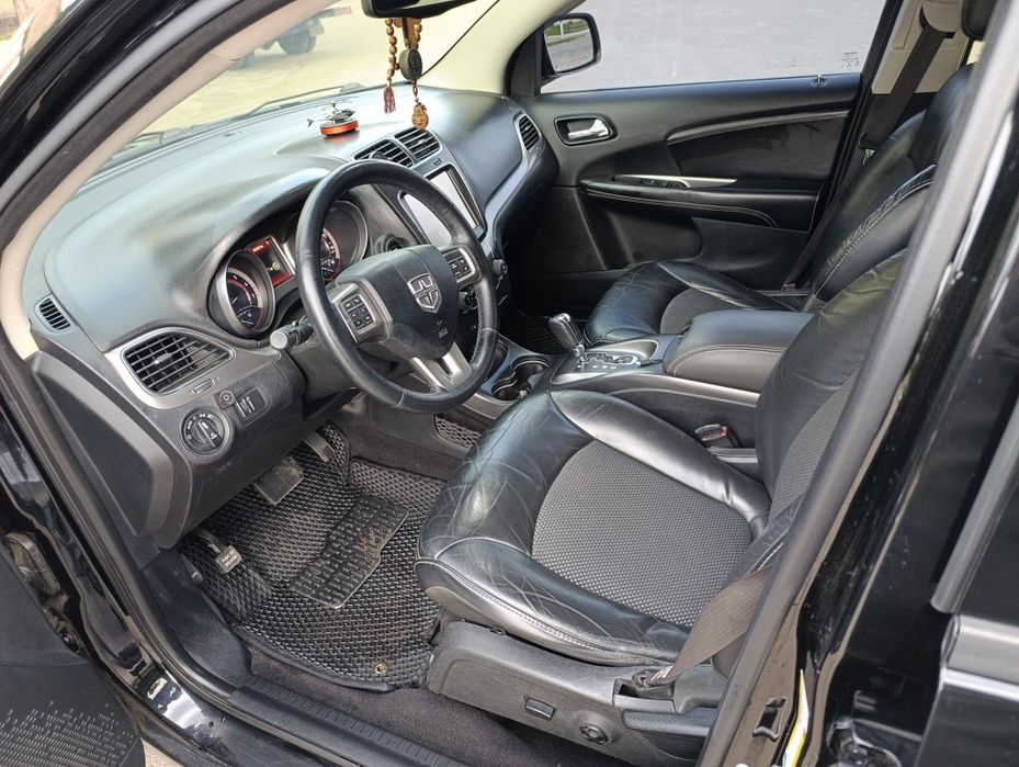 DODGE JOURNEY Максимальной комплектації