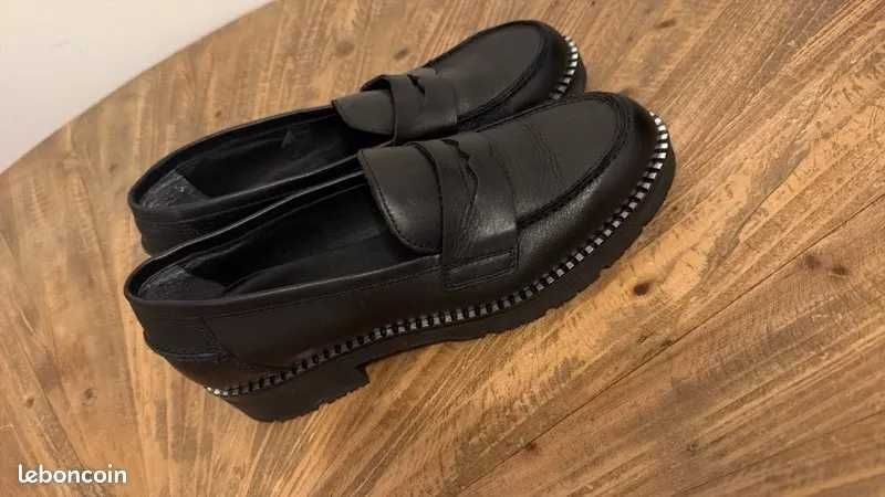 Mocassins pretos de plataforma - Muito bom estado
