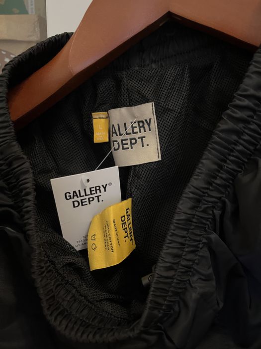 Calções Gallery Dept