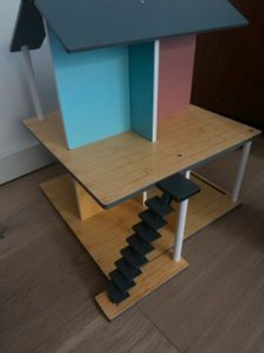 Sprzedam domek LIDL - brak ludzików i mebelków