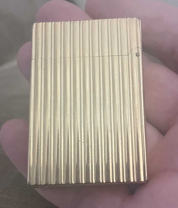 Isqueiro vintage Dupont Paris, de ouro e a gás