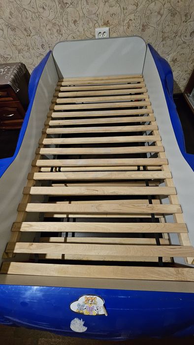 Дитяче ліжко машина