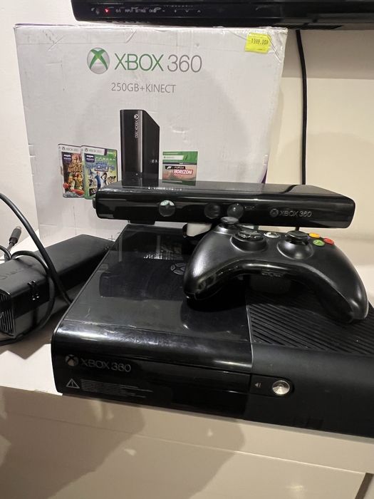 Xbox 360 250GB  //