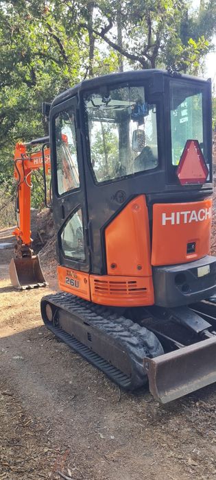 Mini giratória Hitachi zx26U 2016