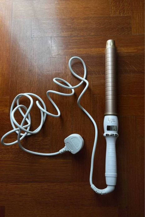 Beauty Works Professional Curling Wand Styler