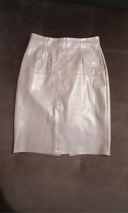 Продам спідницю карандаш