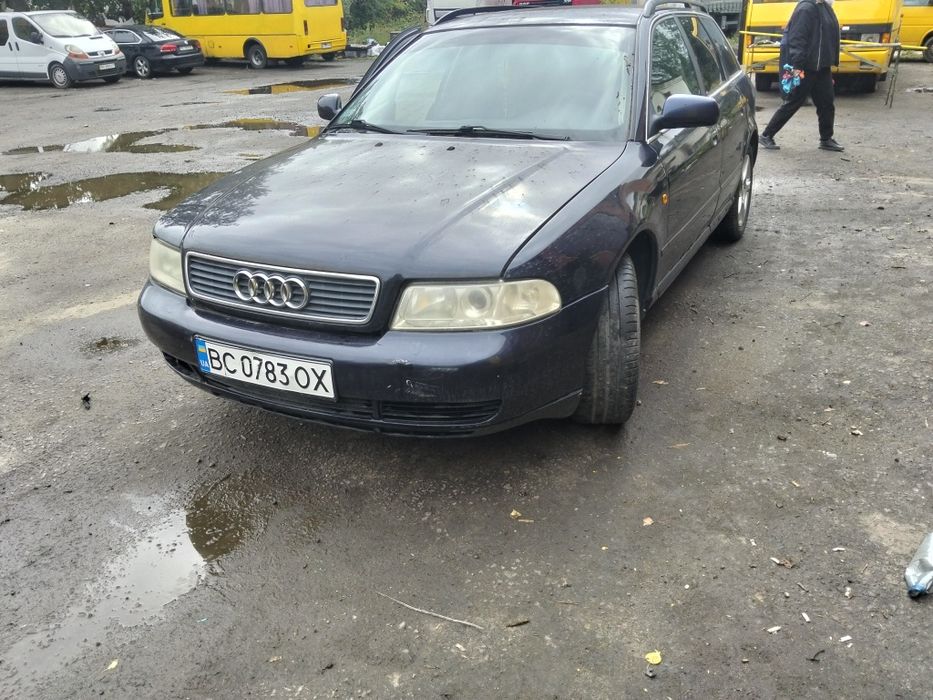 Ауді А4 б5   2.5 АКПП