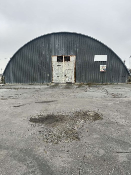 Здається в оренду складське приміщення.