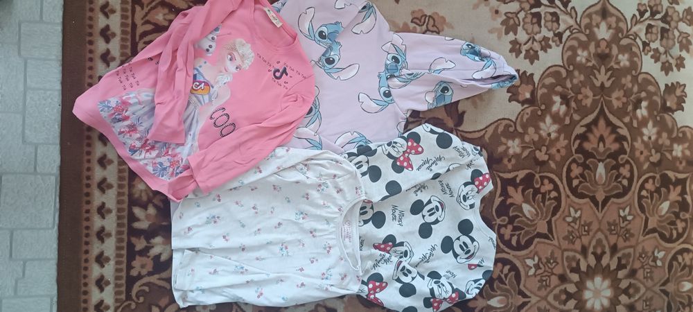 Кофты лот  для девочки 116-122 см