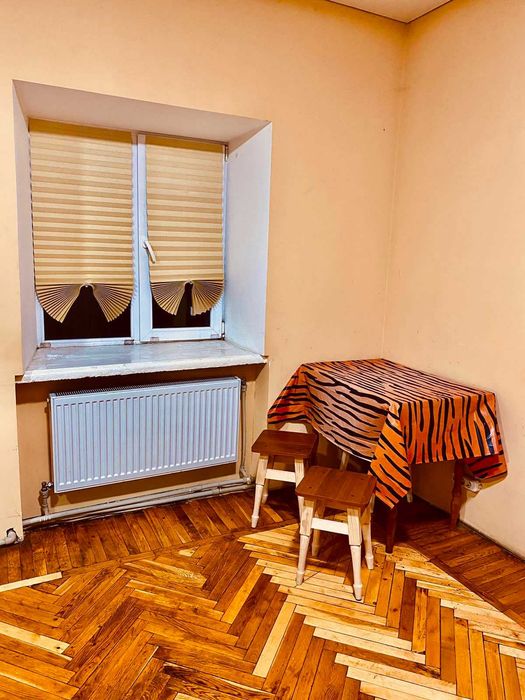 Оренда, здаються кімнати в приватному гуртожитку, можно проживати від 1 до 3 людей і більше, є різні варіанти звертайтесь, проживання від 1 го місяця