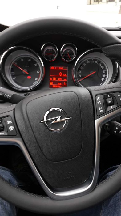 Opel Astra GTC 1.7 CDTi S/S 109g