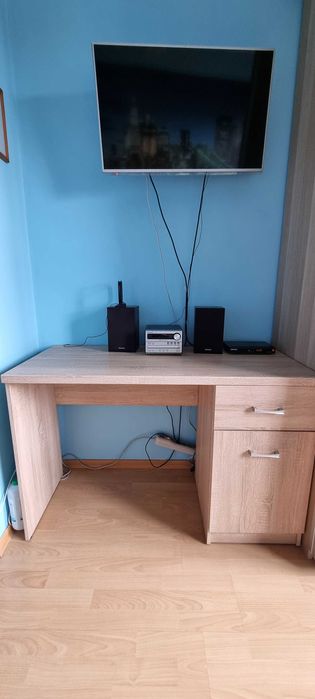 Biurko młodzieżowe