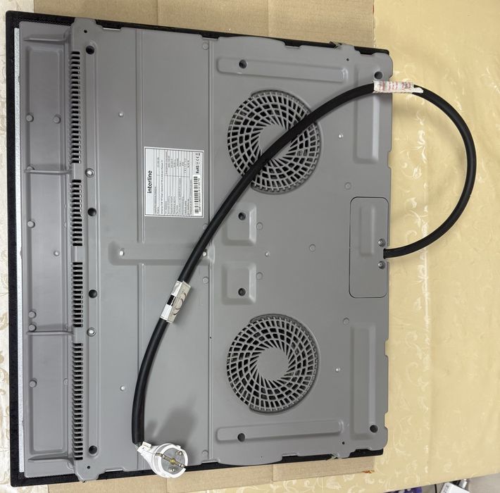 Варильна поверхня Interline VCI 640 BA (індукція)