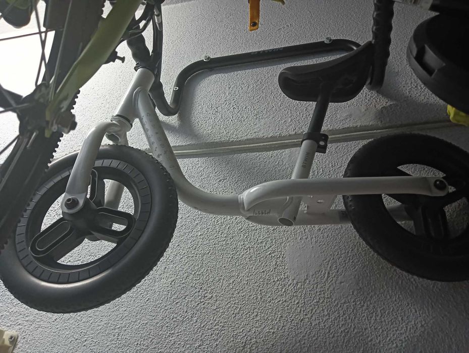 Vendo bicicleta BTWIN para crianca