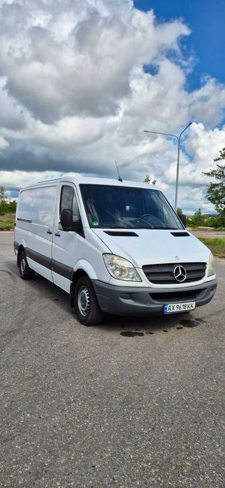 Продам свой Mersedes Sprinter в хорошем состоянии 2011 года