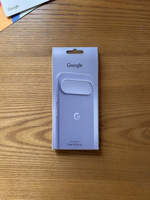 •  Оригінальний чохол Google Pixelsnap (Pixel 10 + 10 Pro, 10 Pro XL)
