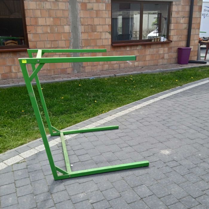 Stojaki metalowe