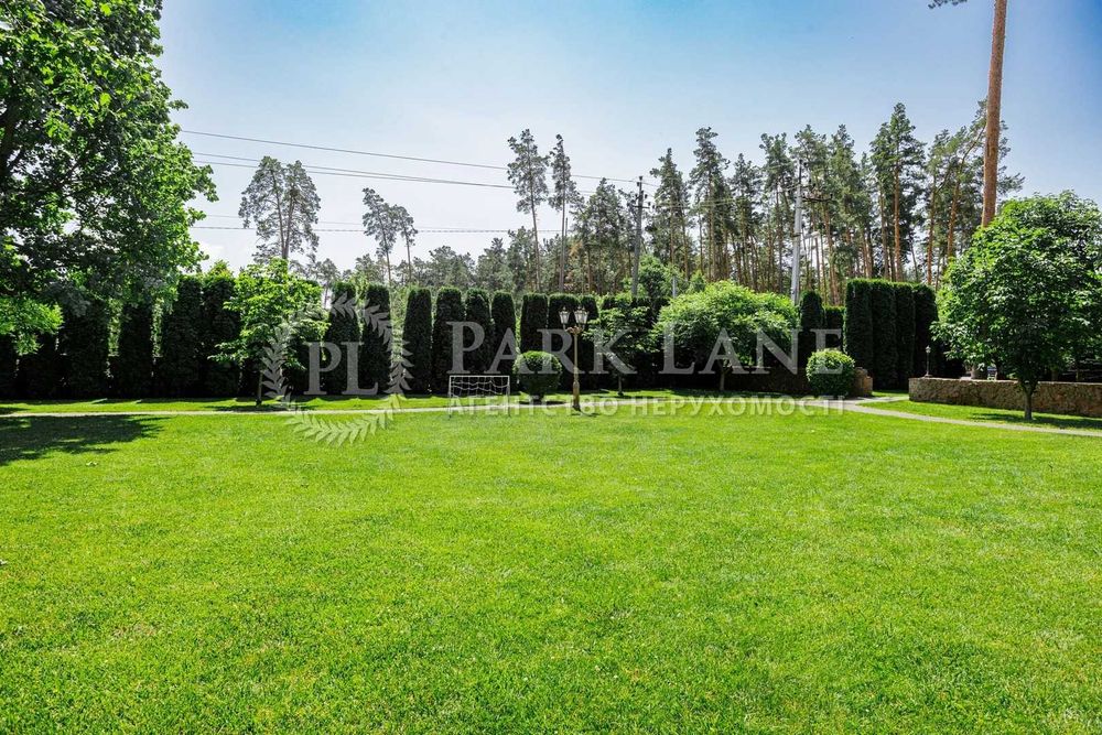 Продаж готельно-ресторанного комплексу "Веселий заєць"Пірново" Київ