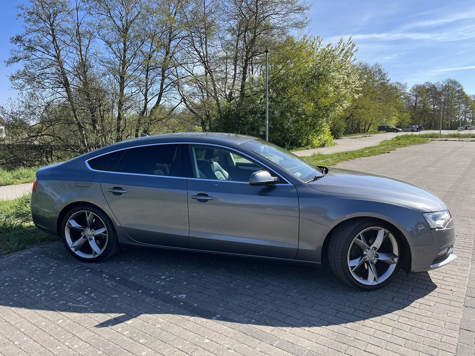 sprzedam grafitowe Audi A5 Quattro 2015