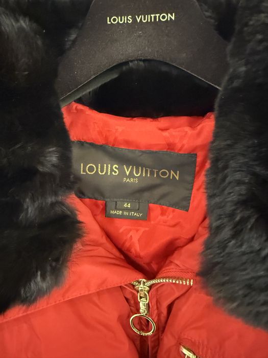 Пуховик Louis Vuitton
