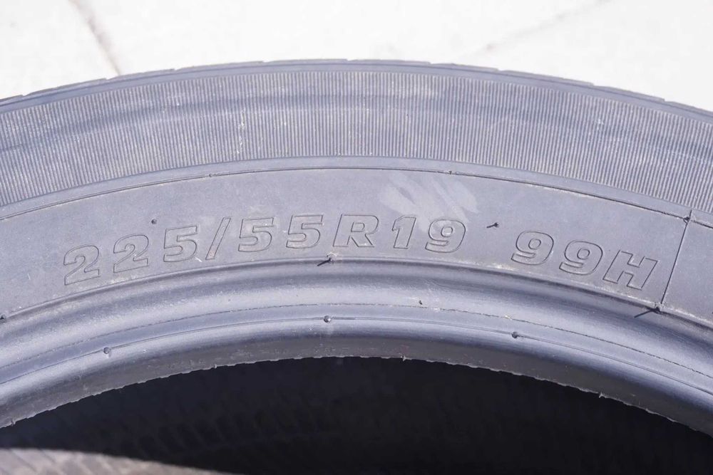 2X KUMHO SOLUS KH16 225/55/19 99H